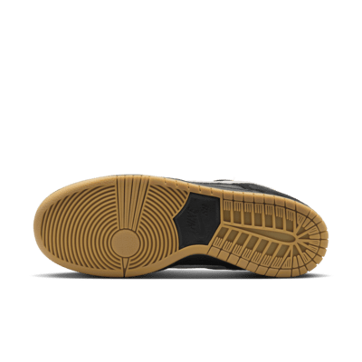 Nike SB Dunk Low Pro Skate Shoes. Nike IN